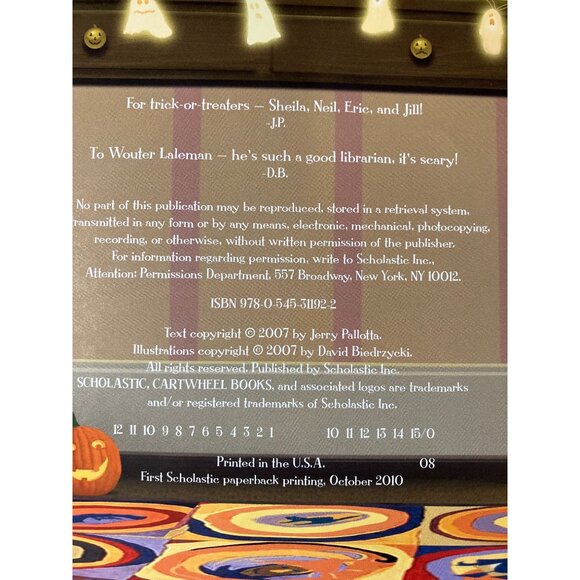 Children's HalloweenThemed Books Bundle of 4 - Picture 3 of 13